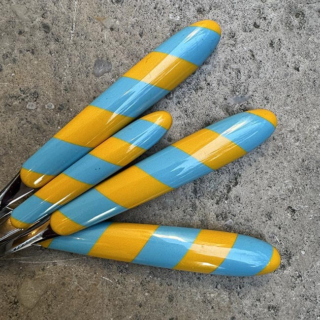 Set de 4 couverts rayures Bleues