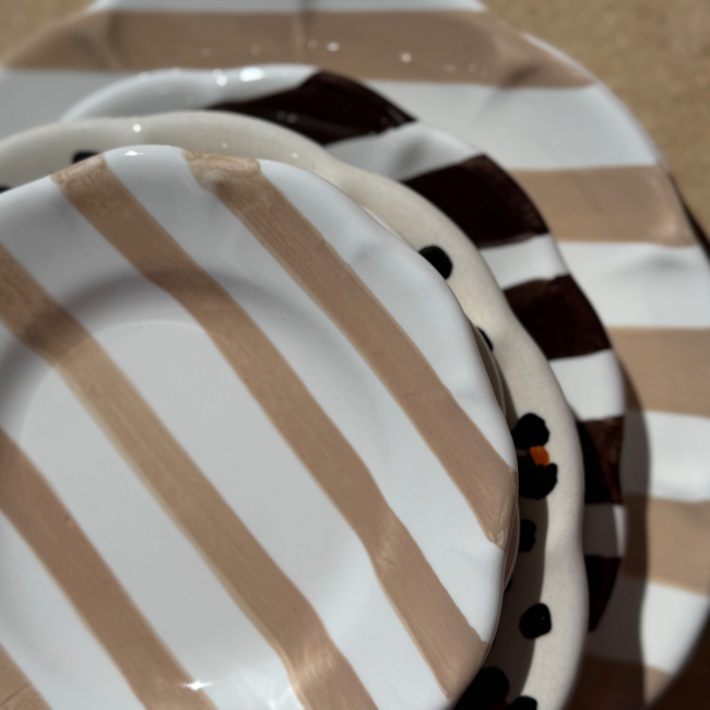 16 cm Beige Cream Stripe Plate