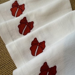 Set of 4 Napkins - Red Bow