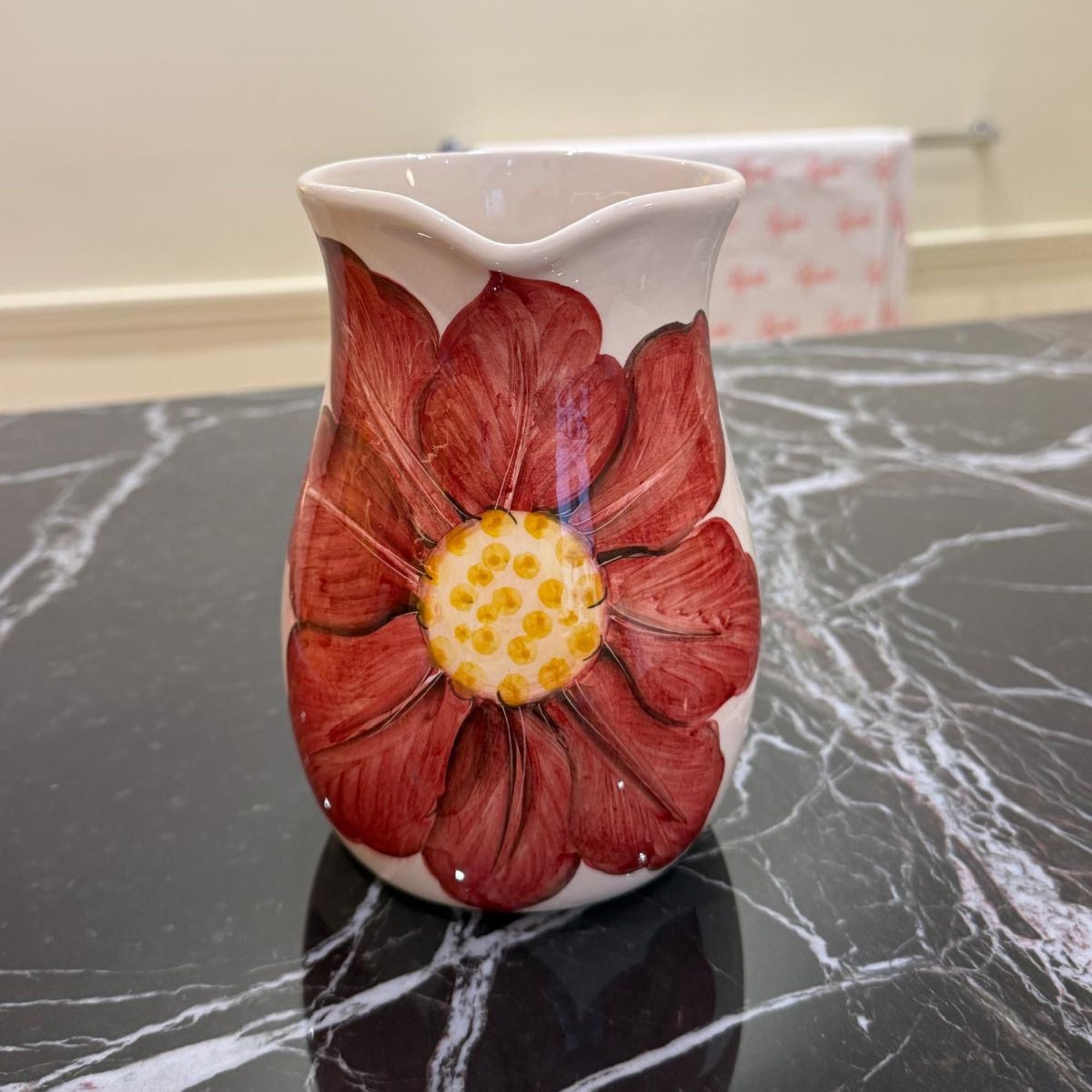 Fleur rouge carafe